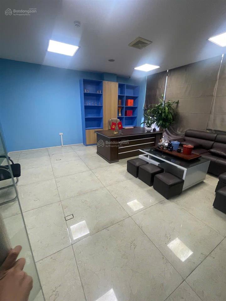 Cần cho thuê gấp căn shophouse 2 căn đập thông full nội thất đầy đủ pccc 200m2