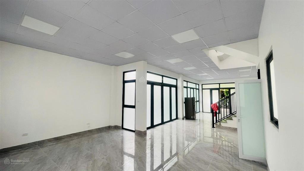 Chính chủ cần cho thuê gấp căn biệt thự 200m2 gần aeon hà đông  0977 180 ***