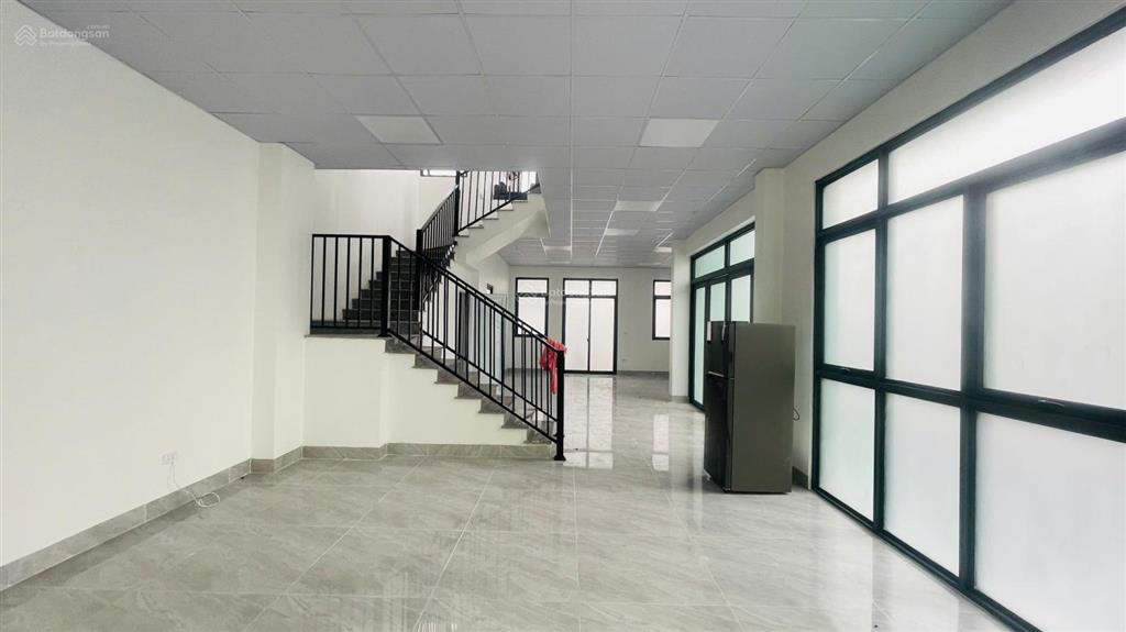 Chính chủ cần cho thuê gấp căn biệt thự 200m2 gần aeon hà đông  0977 180 ***