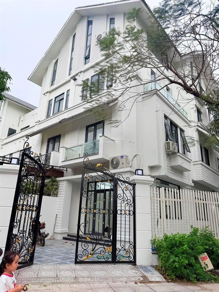 Chính chủ mình cần cho thuê gấp căn góc geleximco giá 33 tr full đồ  0977 180 ***