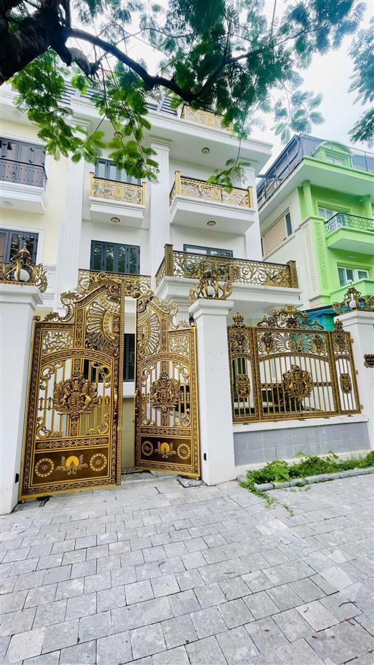 Chính chủ cần cho thuê căn biệt thự 250m2 ht có thang máy pccc giá 40 tr