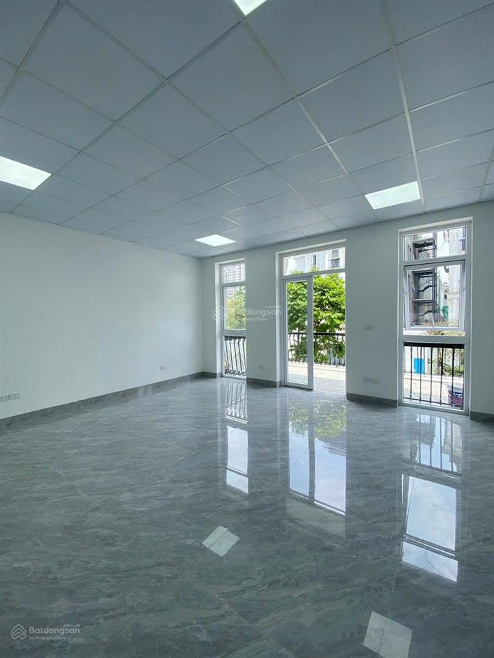 Chính chủ cần cho thuê gấp căn biệt thự có thang máy pccc đầy đủ 0977 180 ***