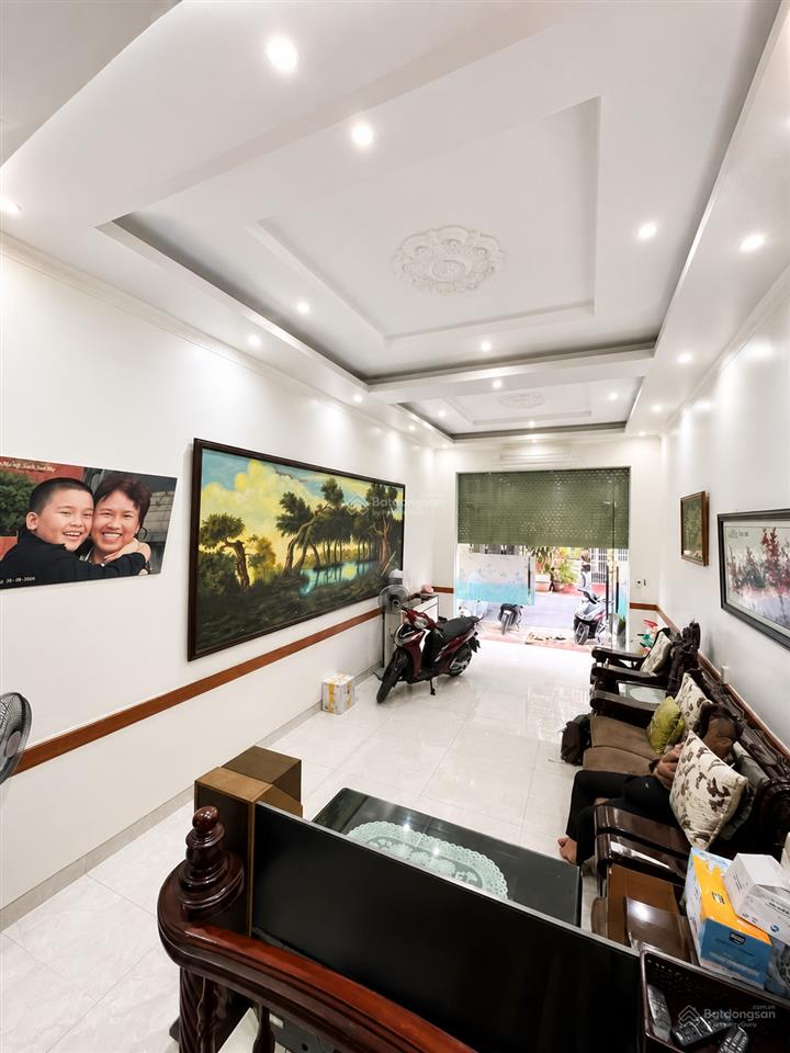 Bán nhà sát chợ đôn  trần nguyên hãn ô tô đỗ cửa ngày đêm, khu phân lô 70m2 dtsd chỉ 5tỷ