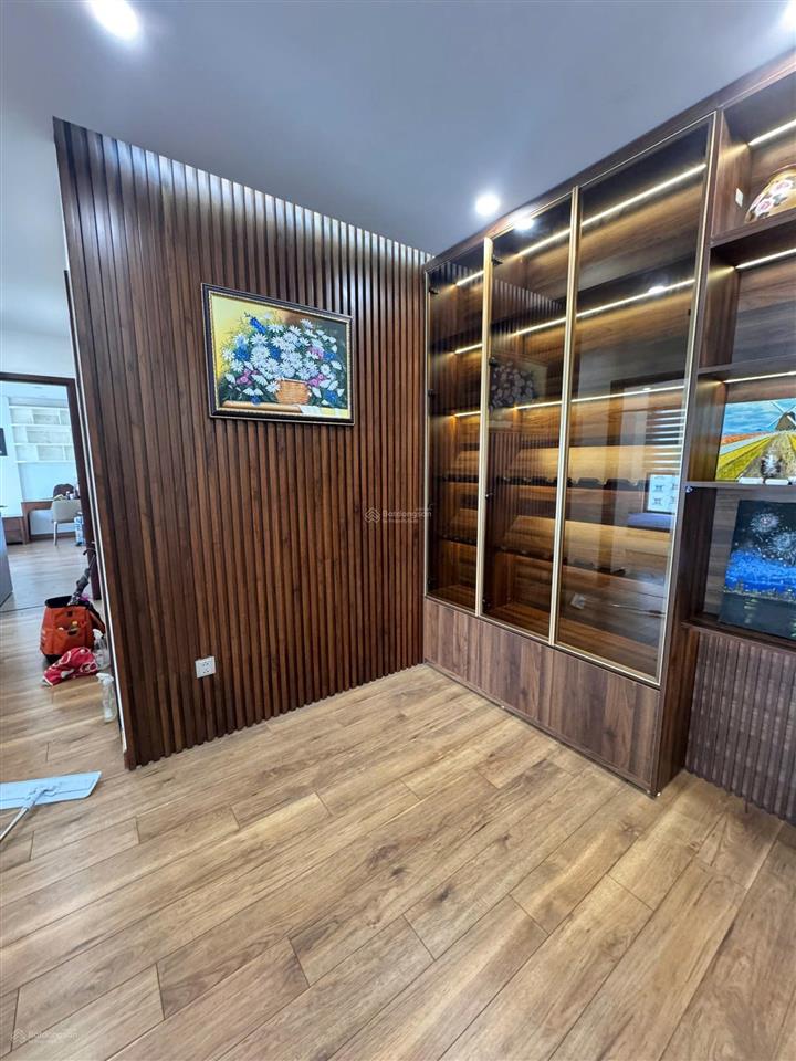 Hàng hiếm tại dự án học viện quốc phòng tây hồ, 9,6 tỷ, 139m2, 3pn, 2wc full đồ tầng đẹp có slot xe