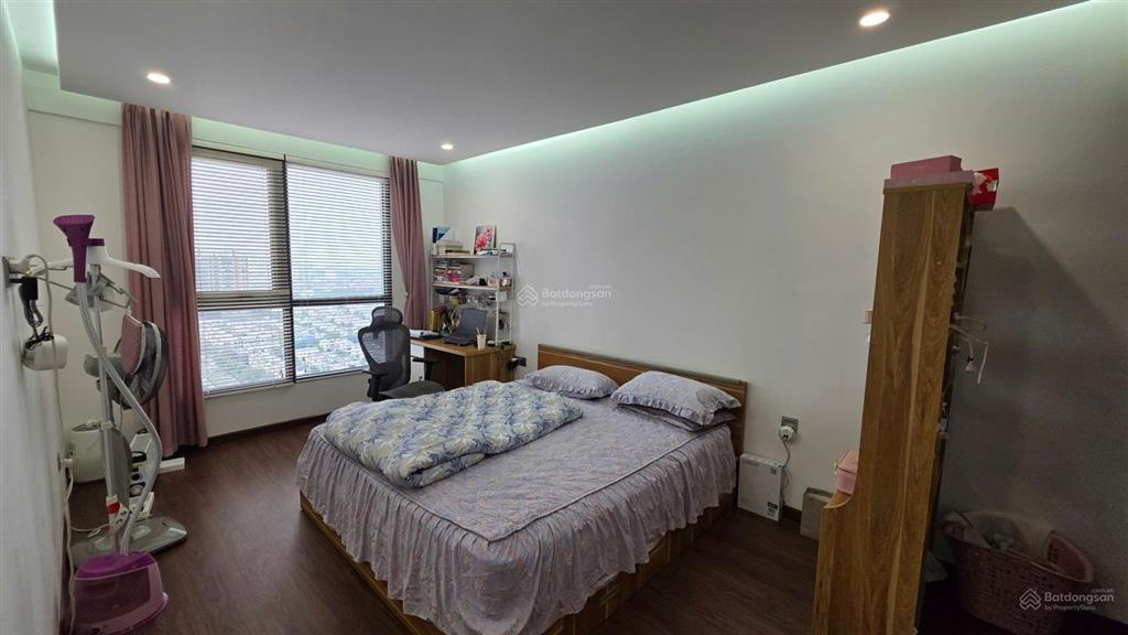 Bán cc mipec xuân thủy 76m, 2n2vs ful đồ, tầng cao thoáng, view thành phố lung linh.. giá 8,55 tỷ