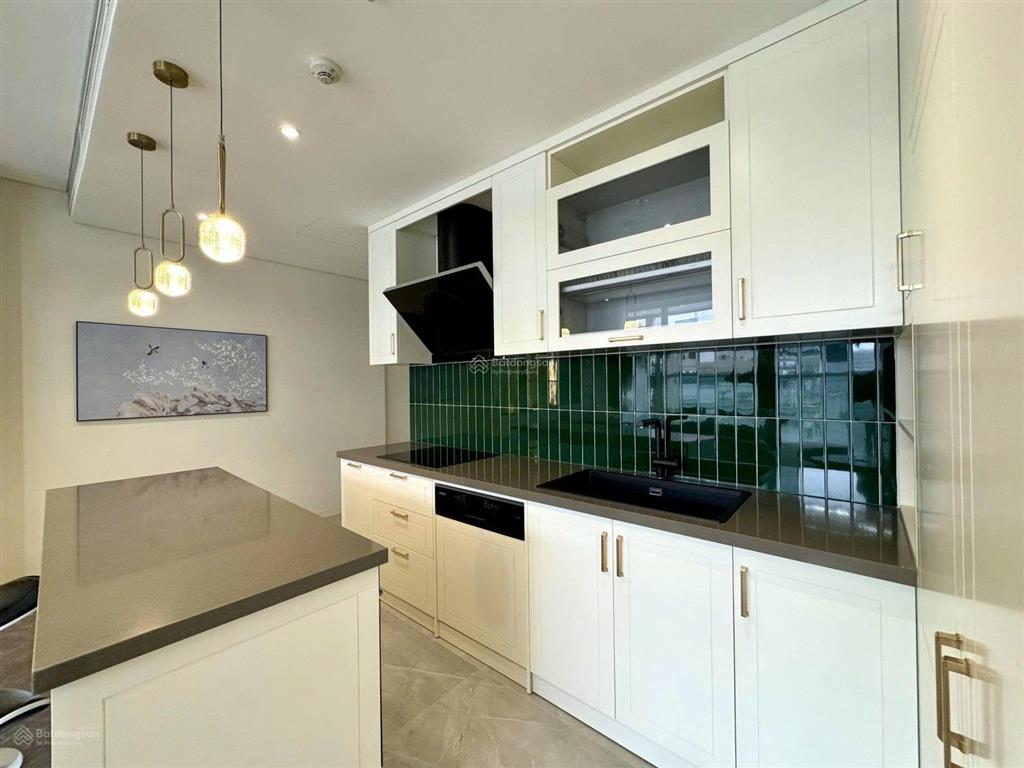 Căn hộ 2pn2vs siêu hot tại khu đô thị nam trung yên, 4,7 tỷ, 62m2, view đẹp, có slot xe, đủ đồ