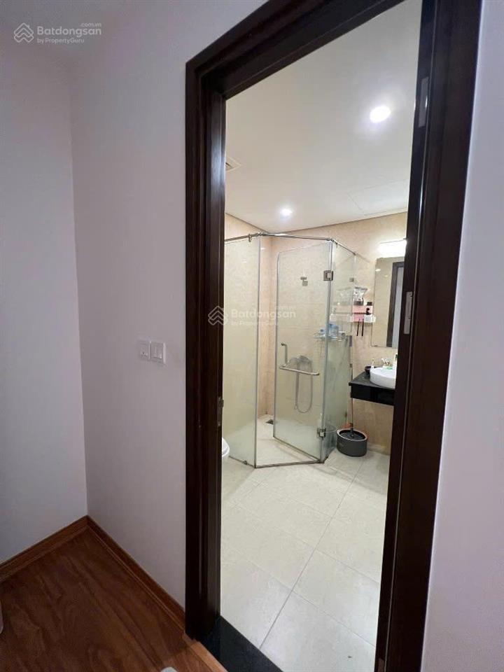 Bán cc ct3 kđt nghĩa đô, 48m 2n1vs full nội thất ban công mát, view hồ tây. giá 4,5 tỷ có slot xe
