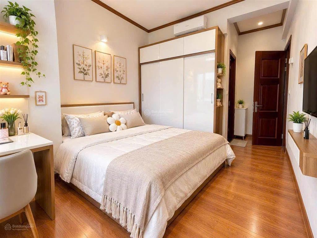 Căn nhà không dành cho số đông. 789 ngoại giao đoàn 71m 2n2vs full view rất ok, giá 6 tỷ, có tl sâu
