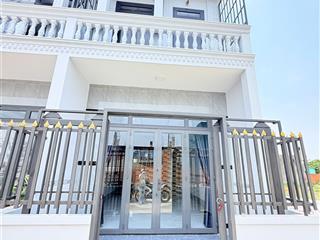 Duy nhất căn villa tân cổ điển mới xây ở mỹ hạnh long an