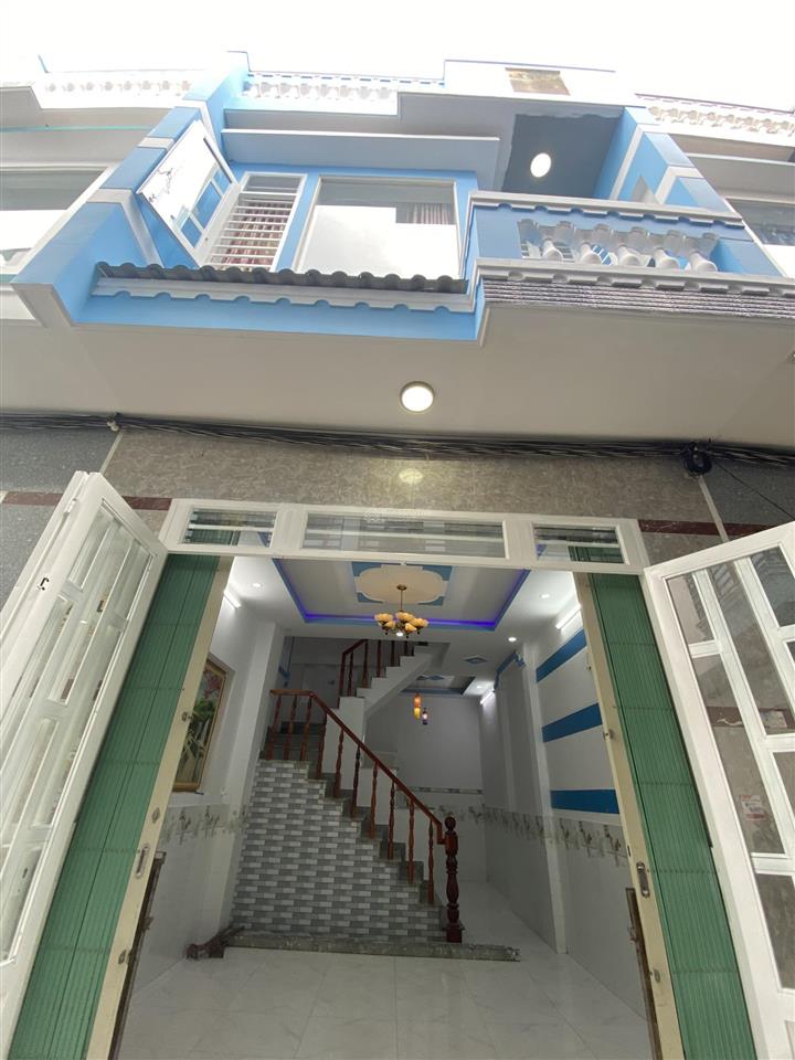 Chú tôi gửi bán gấpnhà giáp hóc môn