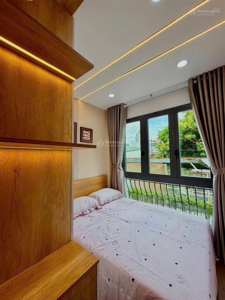 Chỉ 4đ nhà ngay trung tâm quận phú nhuận , nhà đẹp tặng toàn bộ nội thất