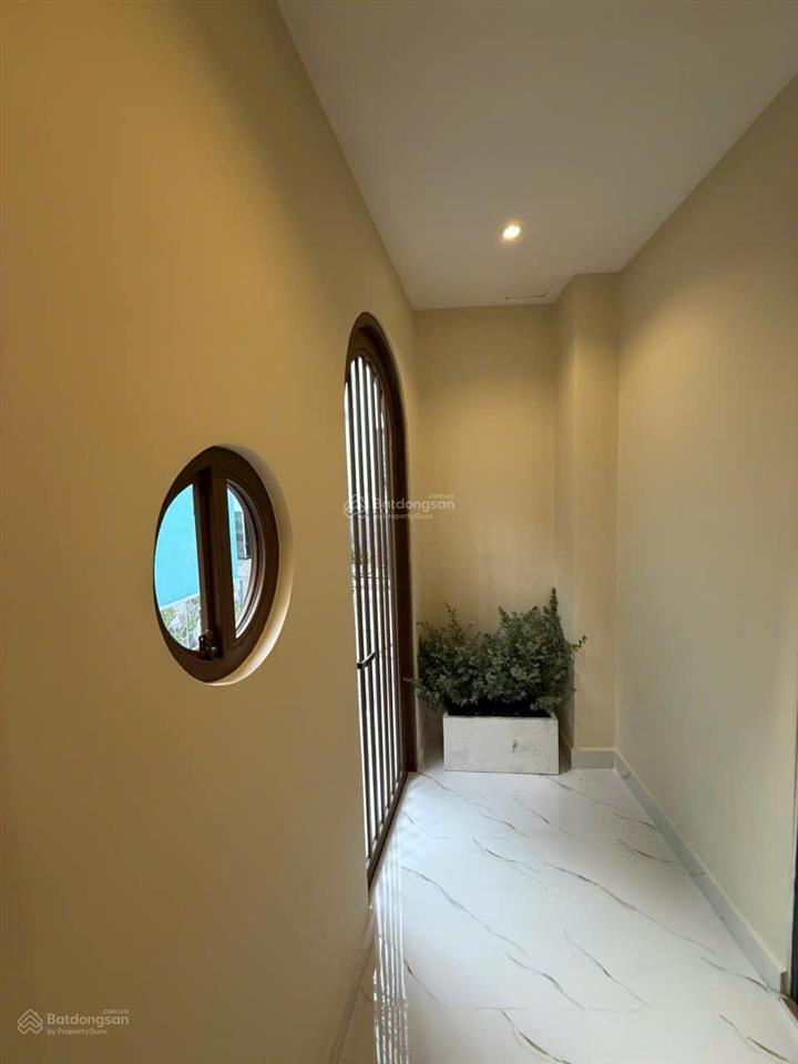 Bán nhà 4 tầng hẻm xe hơi 6m  ngay phan xích long chỉ 7đ nhỉnh