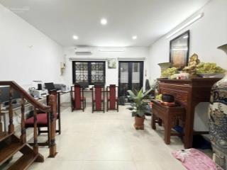 Nhà ngay trung tâm quận 3 nguyễn thiện thuật + 4 tầng mà chỉ có 7đ