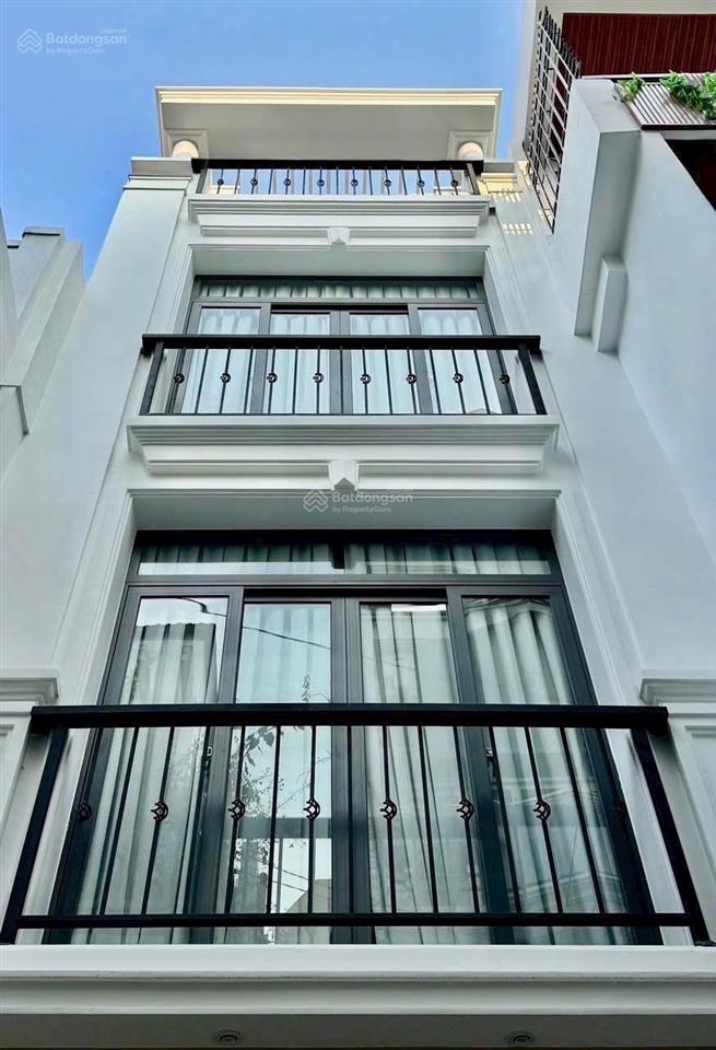Siêu vị trí đẹp, nhà đẹp sát nguyễn văn trỗi  hẻm xe hơi  chủ tặng toàn bộ nội thất