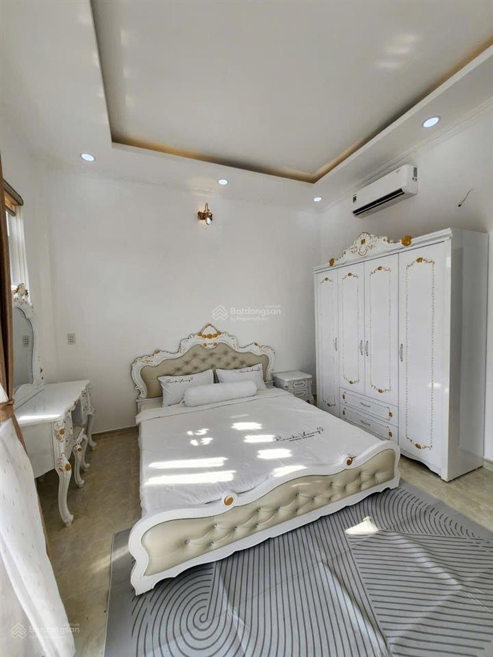 Bán nhà 76mv tại hẻm huỳnh tấn phát, nhà bè. e 0933 573 *** gặp ti để đi xem nhà trực tiếp.