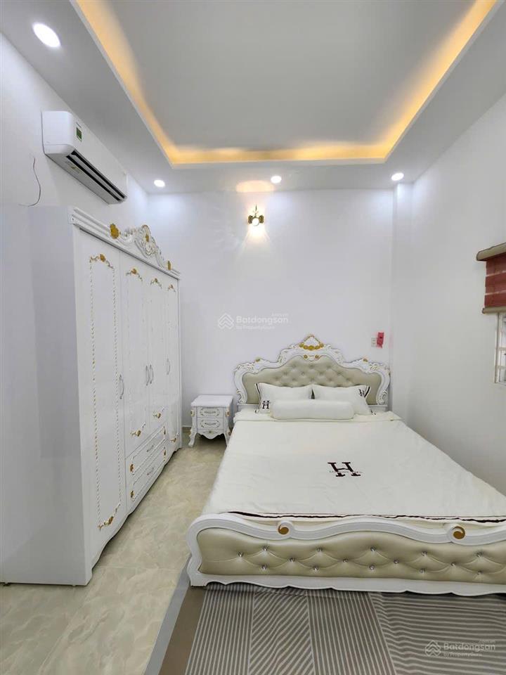 Bán nhà 76mv tại hẻm huỳnh tấn phát, nhà bè. e 0933 573 *** gặp ti để đi xem nhà trực tiếp.