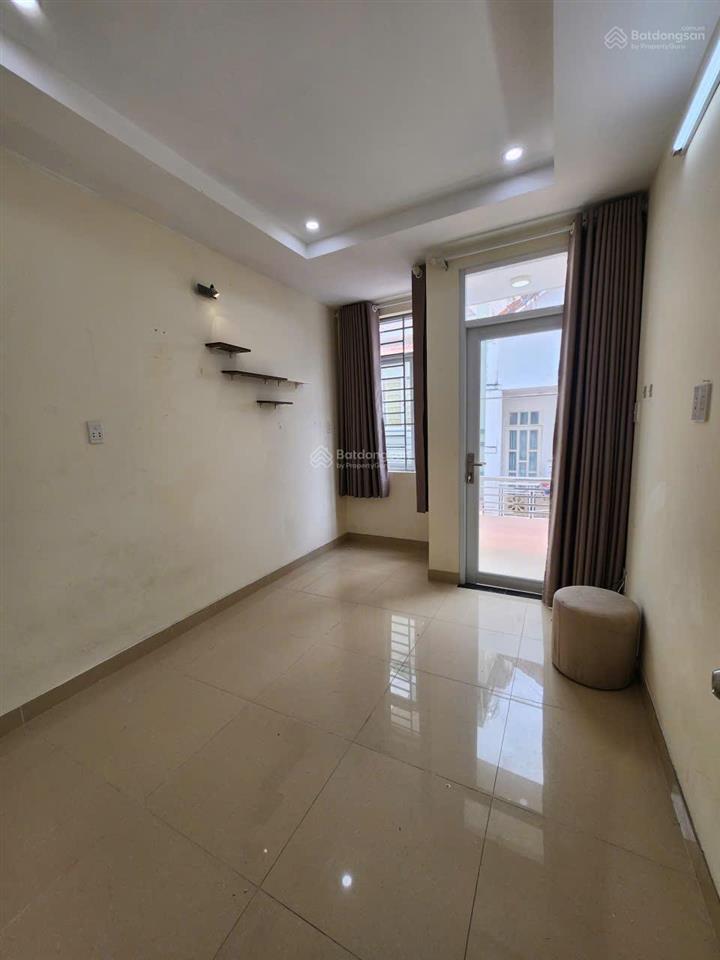 Bán nhà 48mv hẻm huỳnh tấn phát, quận 7 cũ. e 0933 573 *** gặp ti để xem nhà và tl với chủ.