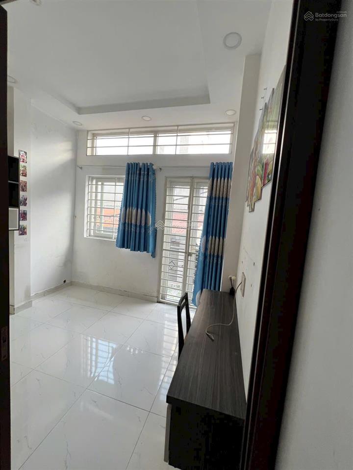 Bán nhà 33mv hẻm bùi văn ba, quận 7 cũ. e 0933 573 *** gặp ti để đi xem nhà và tl với chủ.