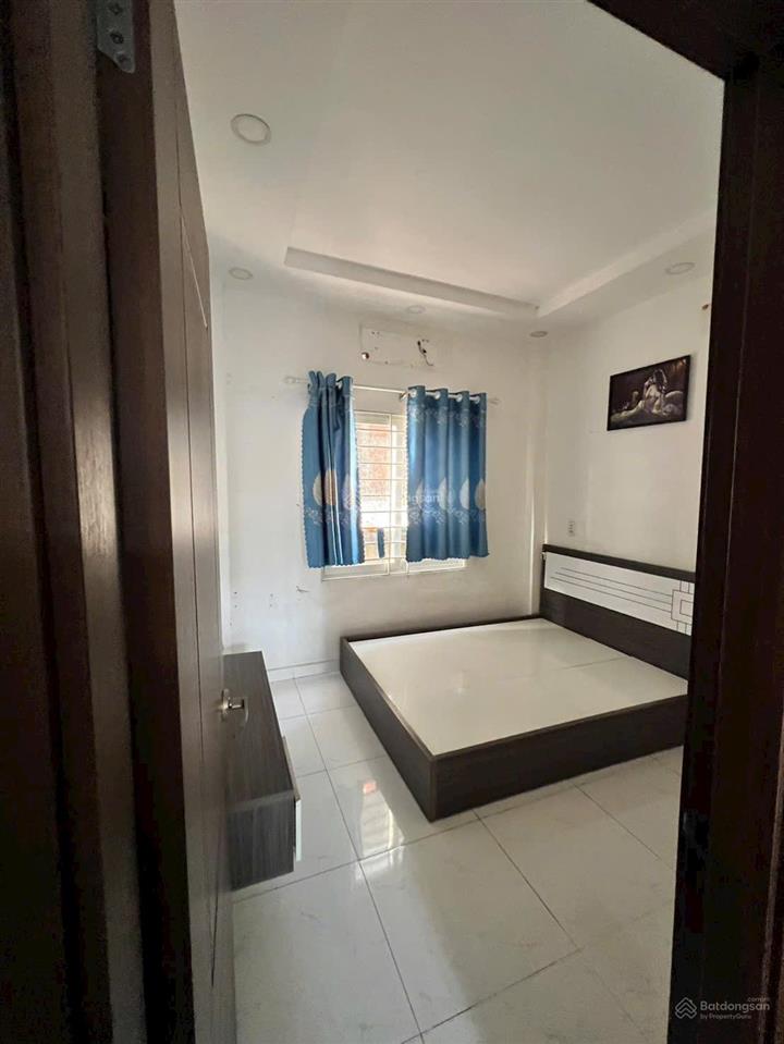 Bán nhà 33mv hẻm bùi văn ba, quận 7 cũ. e 0933 573 *** gặp ti để đi xem nhà và tl với chủ.