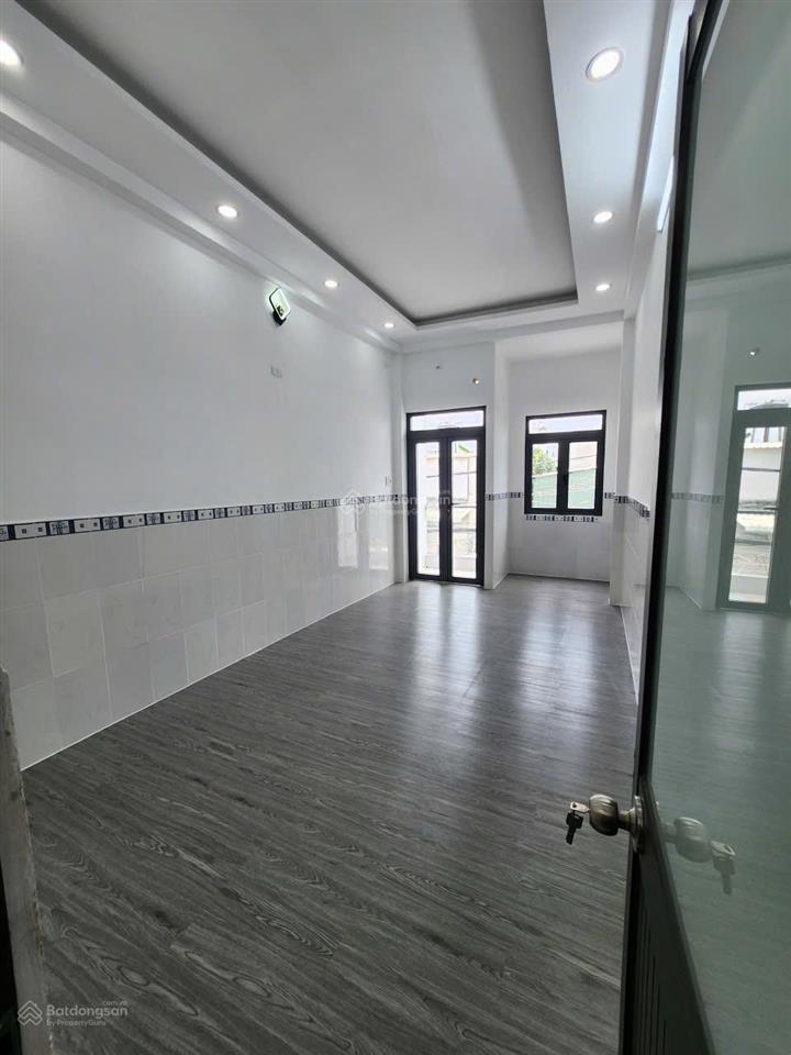 Bán nhà 60mv hẻm huỳnh tấn phát, xã nhà bè. e 0933 573 *** gặp ti để xem nhà và tl với chủ.