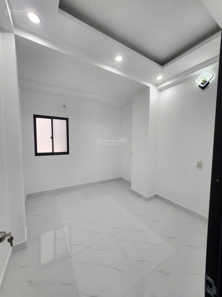 Bán nhà 60mv hẻm huỳnh tấn phát, xã nhà bè. e 0933 573 *** gặp ti để xem nhà và tl với chủ.