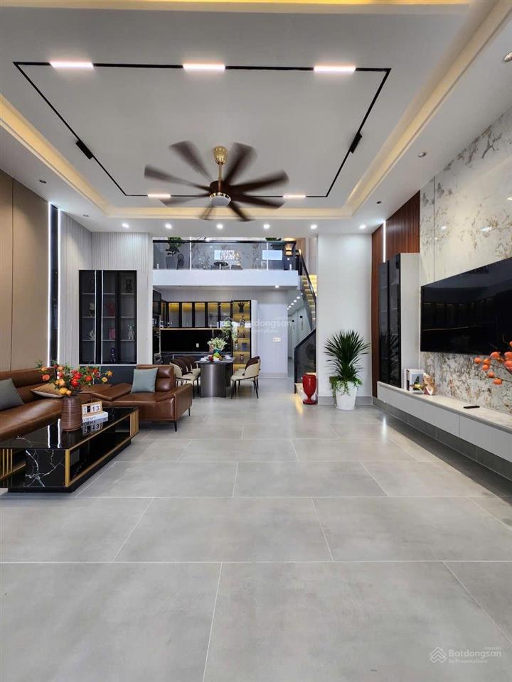 Bán nhà 121,3mv hẻm nguyễn thị hương, xã nhà bè. e 0933 573 *** em ti để đi xem nhà