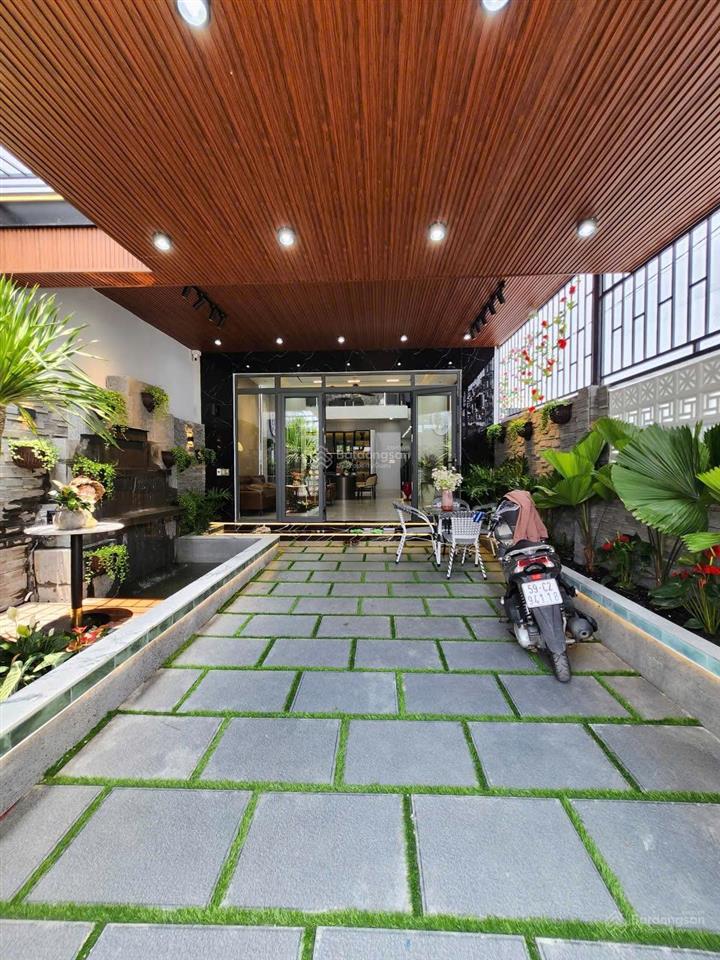 Bán nhà 121,3mv hẻm nguyễn thị hương, xã nhà bè. e 0933 573 *** em ti để đi xem nhà