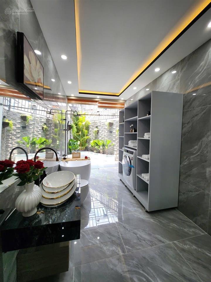 Bán nhà 121,3mv hẻm nguyễn thị hương, xã nhà bè. e 0933 573 *** em ti để đi xem nhà