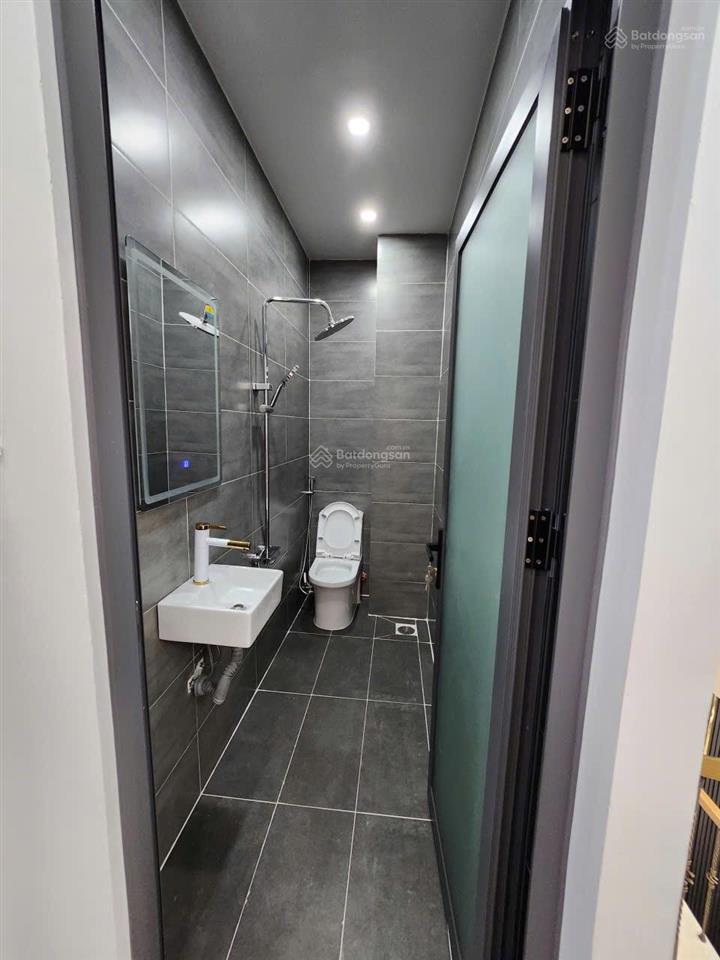 Bán nhà 52mv hẻm huỳnh tấn phát, xã nhà bè. e 0933 573 *** em ti để đi xem nhà và tl với chủ.