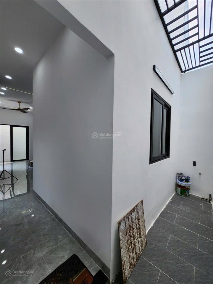 Bán nhà shr giá 6,19 tỷ hẻm phạm hữu lầu, quận 7 cũ. e 0933 573 *** em ti để đi xem nhà thực tế.