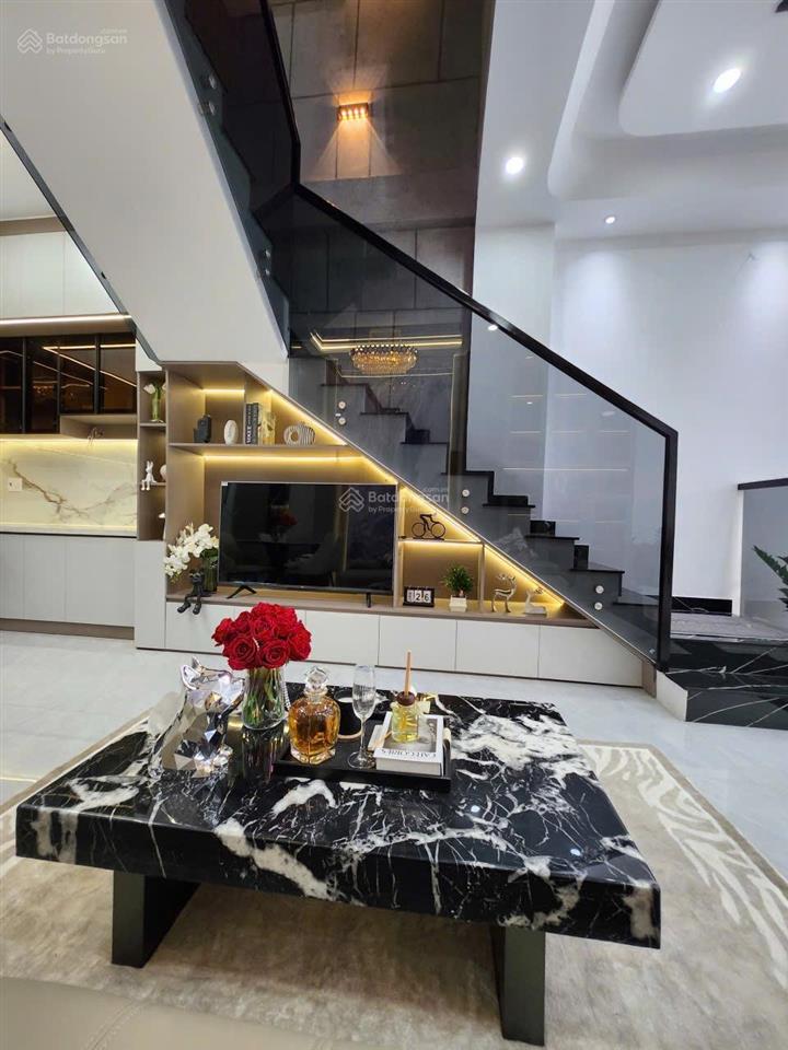 Bán nhà 51,6m2 đường đào tông nguyên  nhà bè.  0933 573 *** gặp ti để xem nhà và tl với chủ