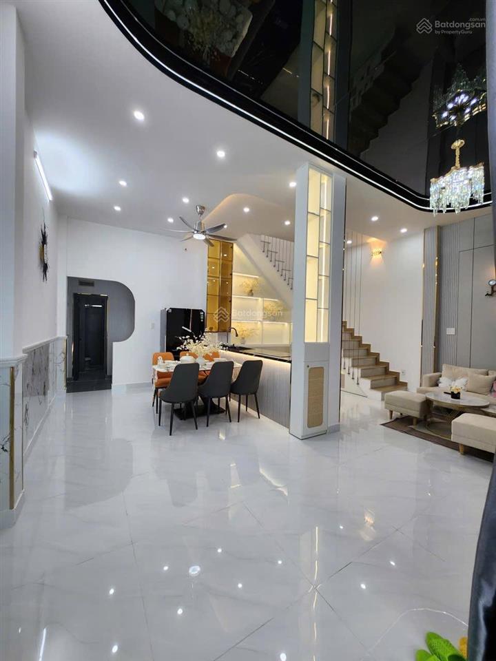 Bán nhà shr giá 5ty150 hẻm huỳnh tấn phát, nhà bè. e 0933 573 *** e ti để đi xem nhà thực tế.