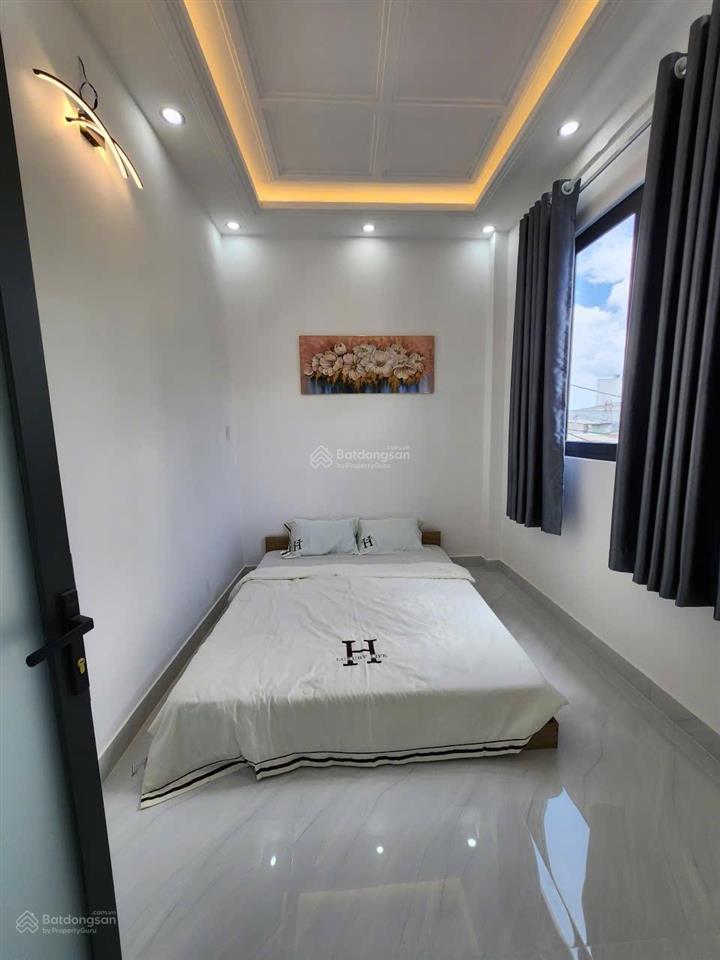 Bán nhà shr giá 5ty150 hẻm huỳnh tấn phát, nhà bè. e 0933 573 *** e ti để đi xem nhà thực tế.