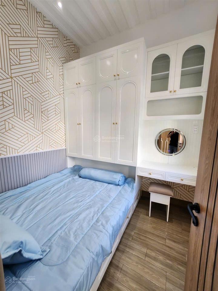 Bán nhà shr giá 6 tỷ 500 triệu hẻm huỳnh tấn phát, q. 7 cũ.  0933 573 *** e ti để xem nhà thực tế