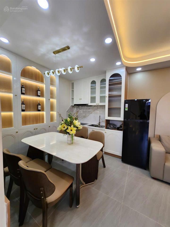 Bán nhà shr giá 6 tỷ 500 triệu hẻm huỳnh tấn phát, q. 7 cũ.  0933 573 *** e ti để xem nhà thực tế