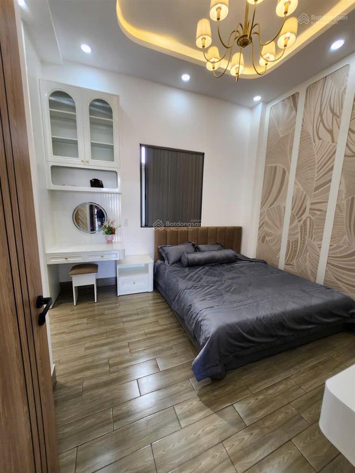 Bán nhà shr giá 6 tỷ 500 triệu hẻm huỳnh tấn phát, q. 7 cũ.  0933 573 *** e ti để xem nhà thực tế