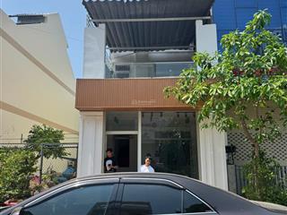 Bán gấp np đẹp tại đường 8, phường thủ dầu một, 5,8 tỷ, 91m2, mặt tiền rộng 5m
