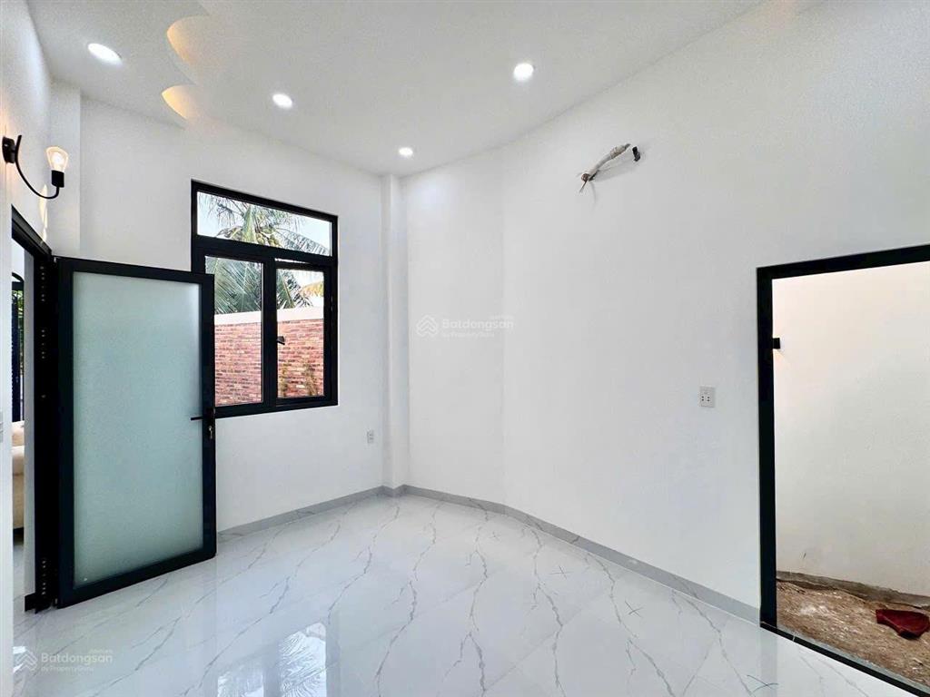 Nhà canh vsip3  cho thuê 10tr/thángshrngay thcs hội nghĩa