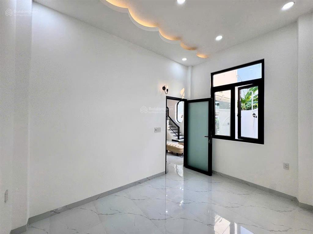 Nhà canh vsip3  cho thuê 10tr/thángshrngay thcs hội nghĩa