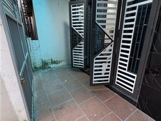 Phố lụa, vạn phúc nhà xây mới nội thất cơ bản sổ 31m2. diện tích sử dụng hơn 40m2 giá tốt