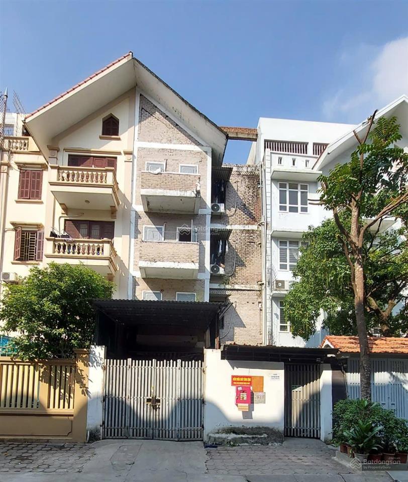 Gia đình tôi cần bán gấp bt 131m2 tại bt lô 01 kđt nam thắng giá rẻ ( hàng kín )