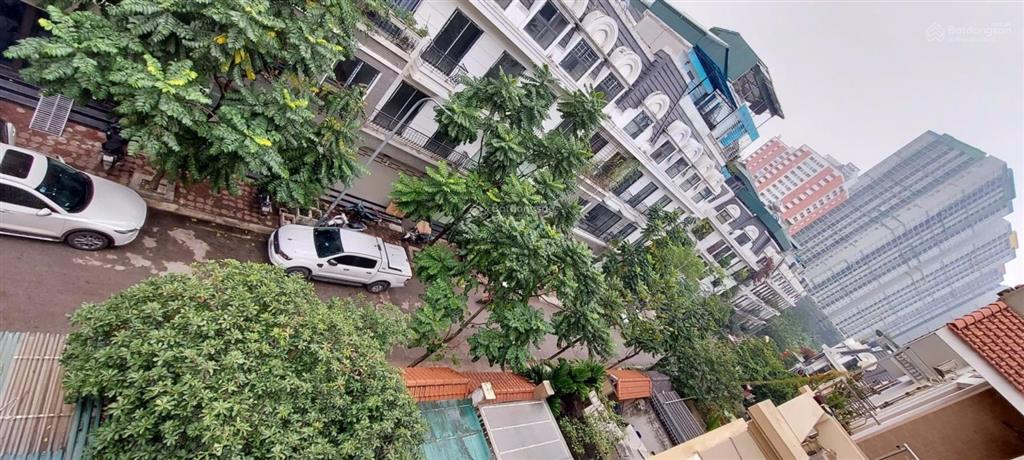 Gia đình tôi cần bán gấp bt 131m2 tại bt lô 01 kđt nam thắng giá rẻ ( hàng kín )