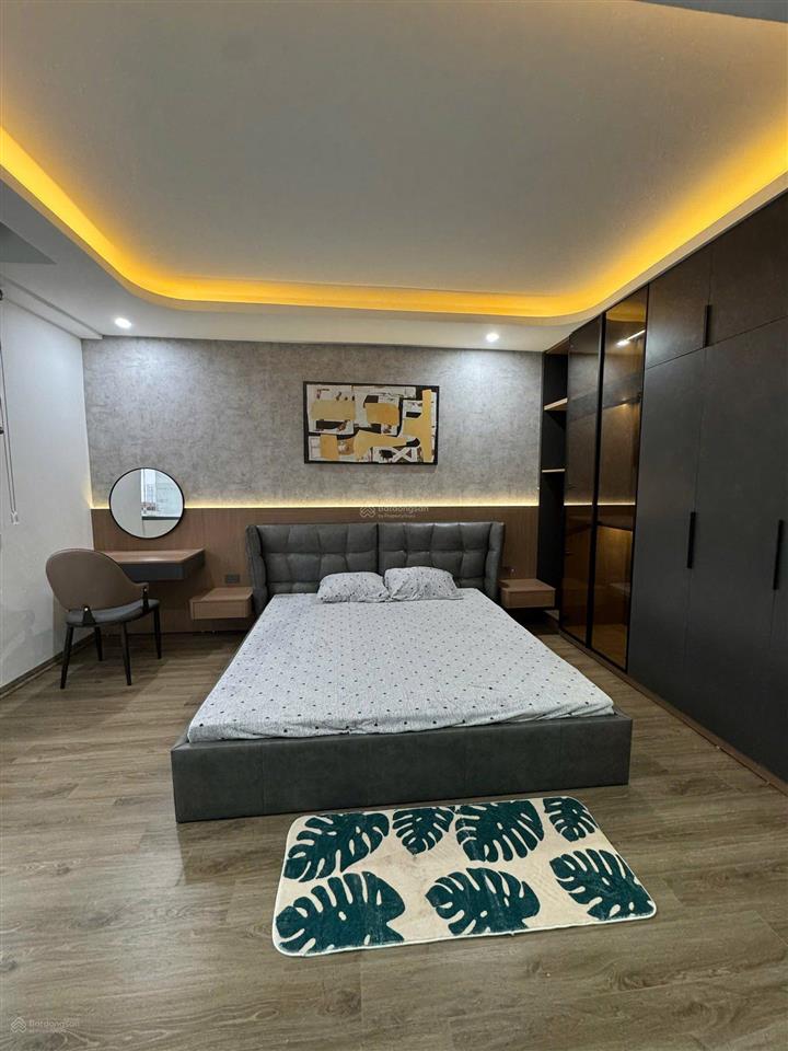 Cần bán gấp chung cư 160m2, 4 phòng ngủ 3 vệ sinh, 8,5 tỷ