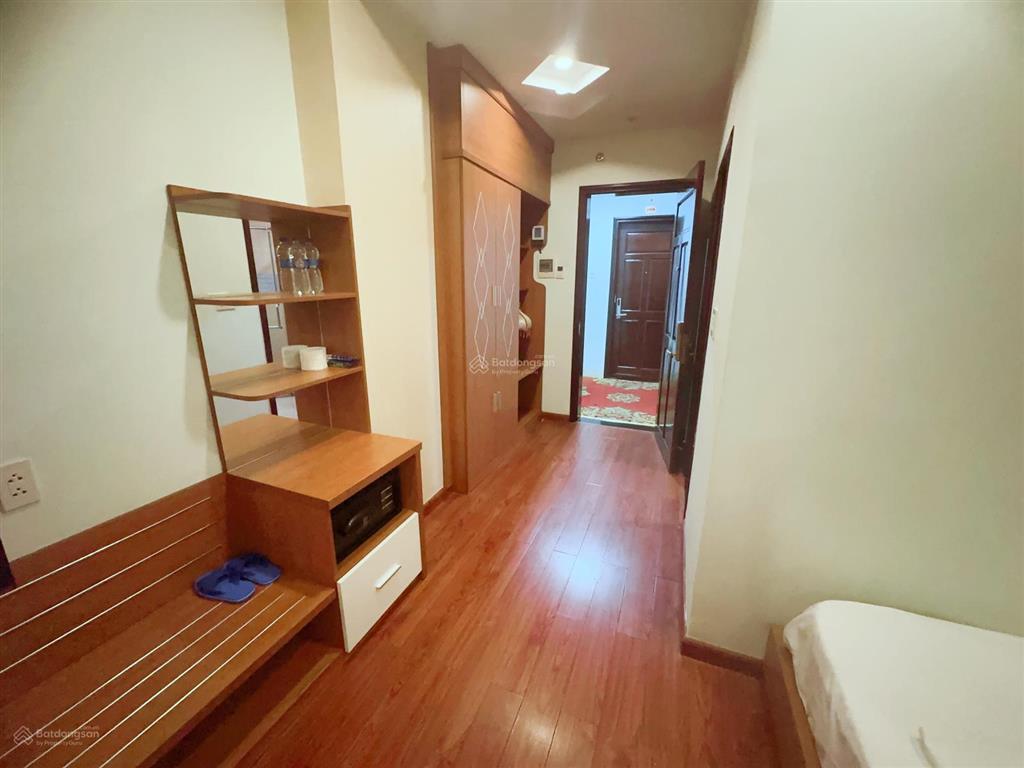 Giá chỉ 4000k. phòng ở tháng giá rẻ. giá 5,500k. phòng đôi 4 người 09 đường hoàng diệu cọc 2triệu