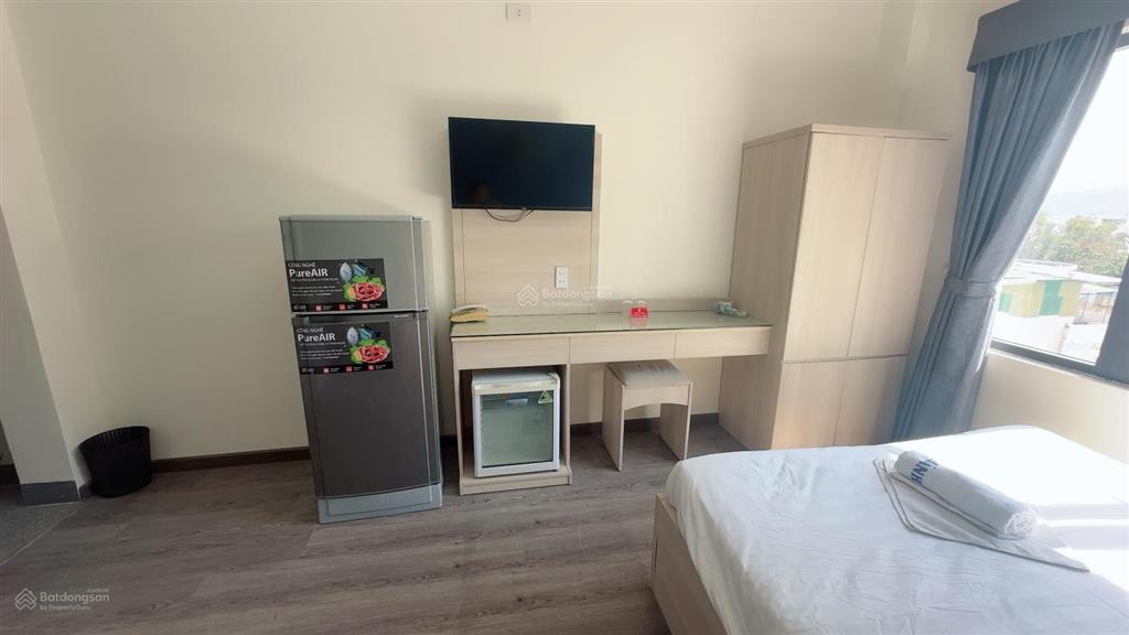 Căn hộ full nội thất giá rẻ 6,000,000 địa chỉ 98 hoàng hoa thám