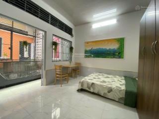 Cho thuê 25m2  4.5triệu  có ban công quận tân bình sát pn