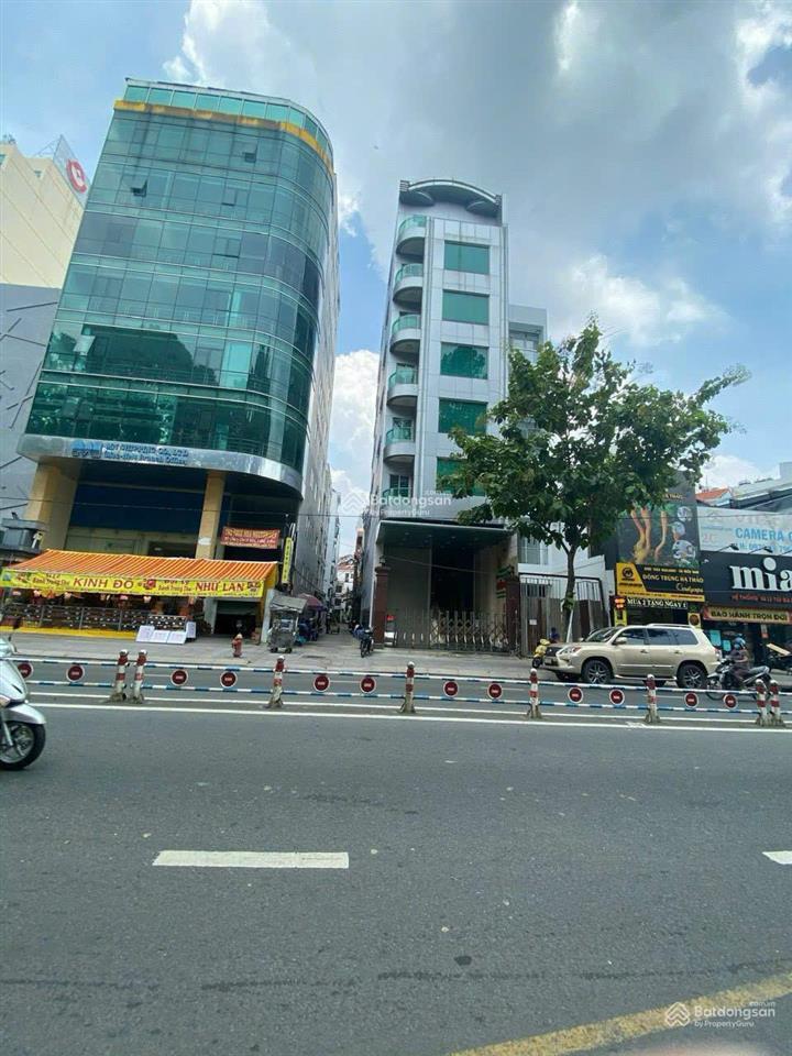 Bán gấp building mt nguyễn văn trỗi 1600m2 sàn (11x16) hầm 10 tầng dòng tiền 320 tr, gía 150 tỷ