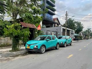 Rẻ qúa !! bán gấp lô đất đường trần não ,thủ đức 375 m2 (21x29) ctxd  hầm 6 tầng  gía 56 tỷ