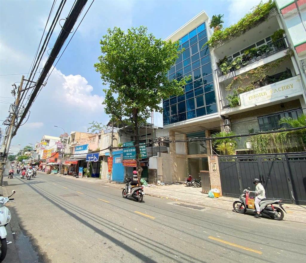 Bán gấp căn góc 2mt bùi đình túy, q. bình thạnh 90m2  5 tầng hđt 90 tr giá bán 25 tỷ