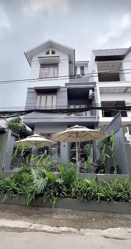 Siêu rẻ! bán biệt thự đẹp xinh ngay chu văn an, bình thạnh 187m² (9x23)2 tầngsân vườn gía 28 tỷ